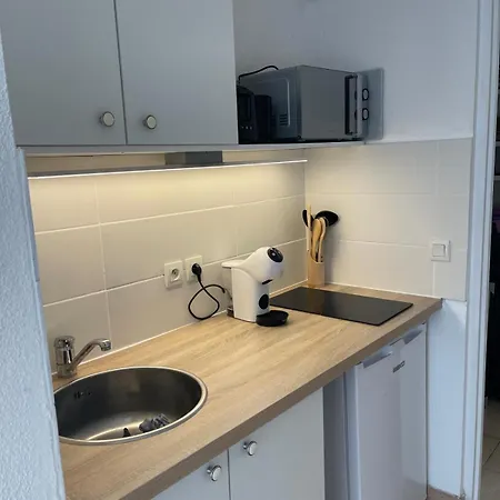 Comfortable And Convenient Apartmán *